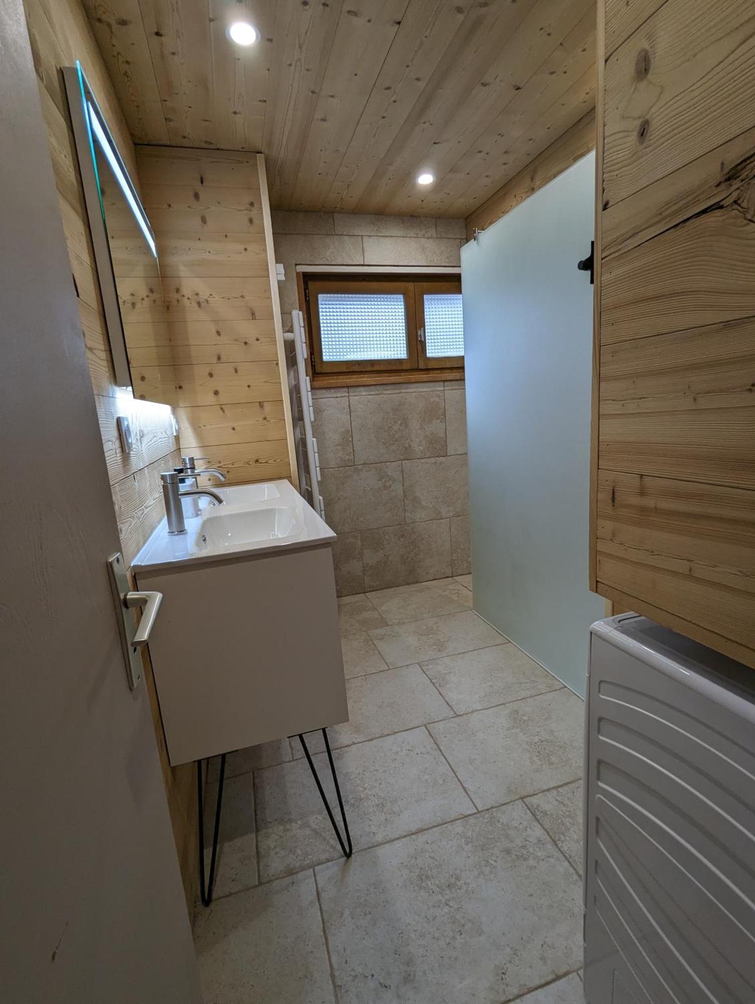 Renove Proche Centre Navette 6-8 Personnes Multipass